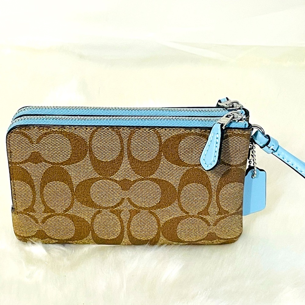 NWT Coach khaki Double Zip Wristlet. - Picture 4 of 10